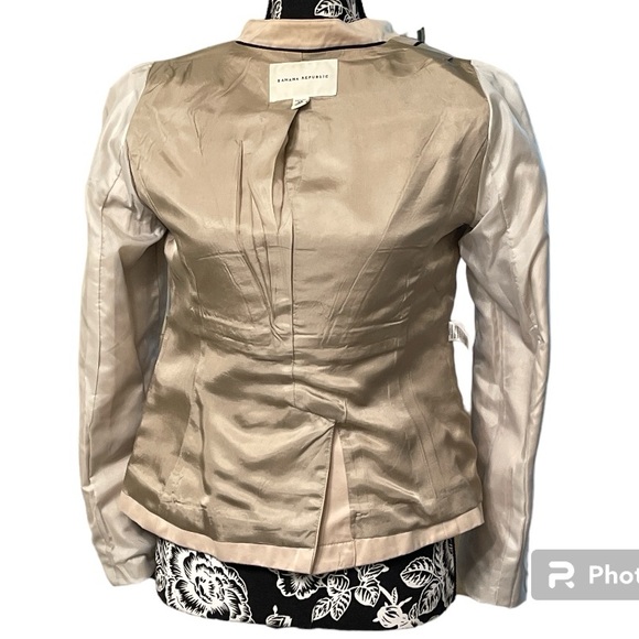 Banana Republic Military Tailored Blazer Size 4P - Picture 8 of 10